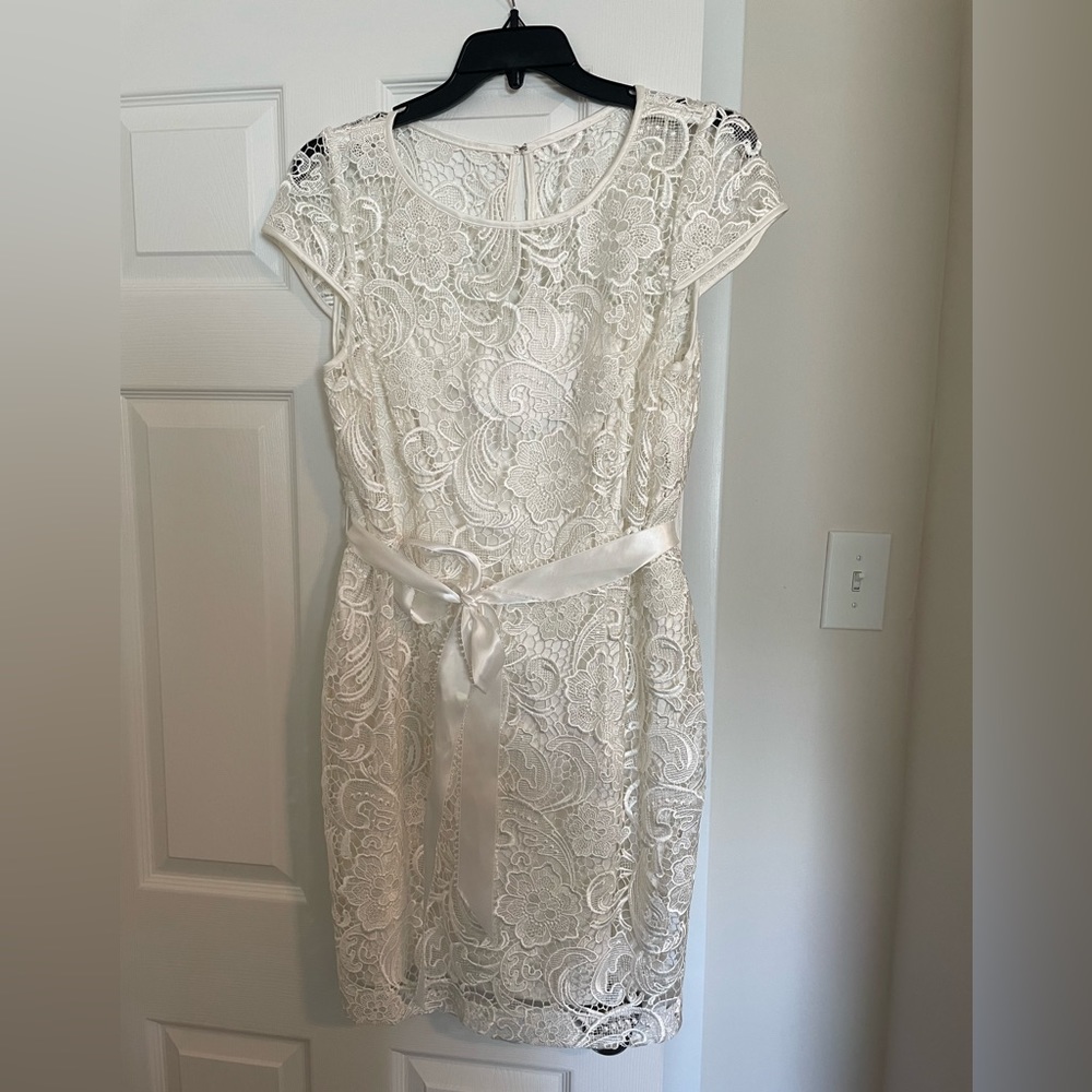 White Lace Cap-Sleeve Cocktail Dress with Satin Tie